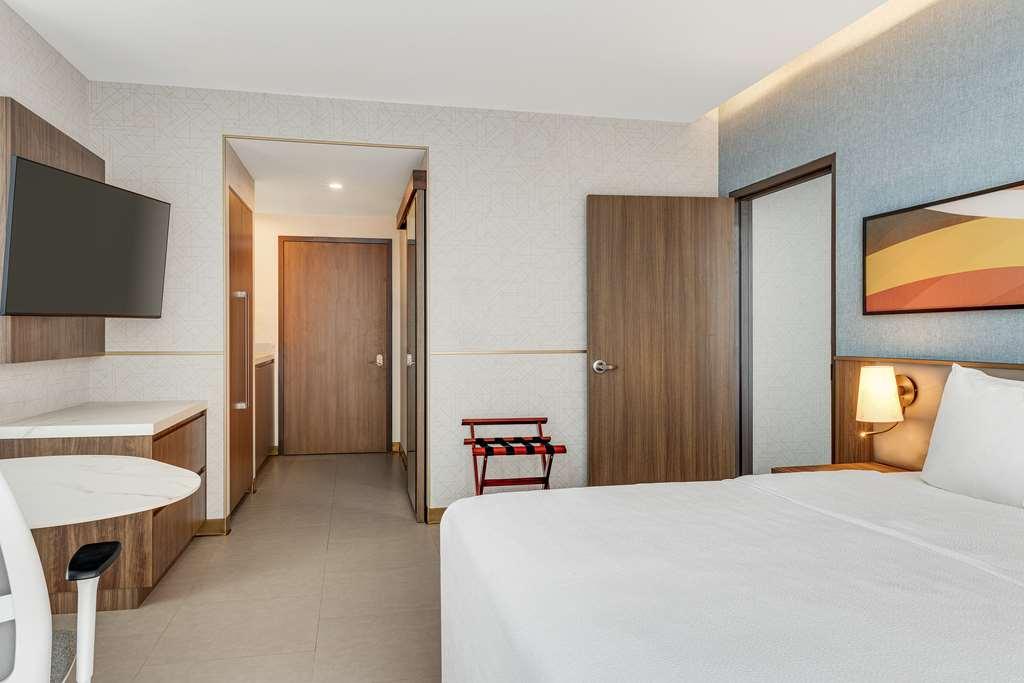Hilton Garden Inn San Jose Airport City Mall Alajuela Room photo