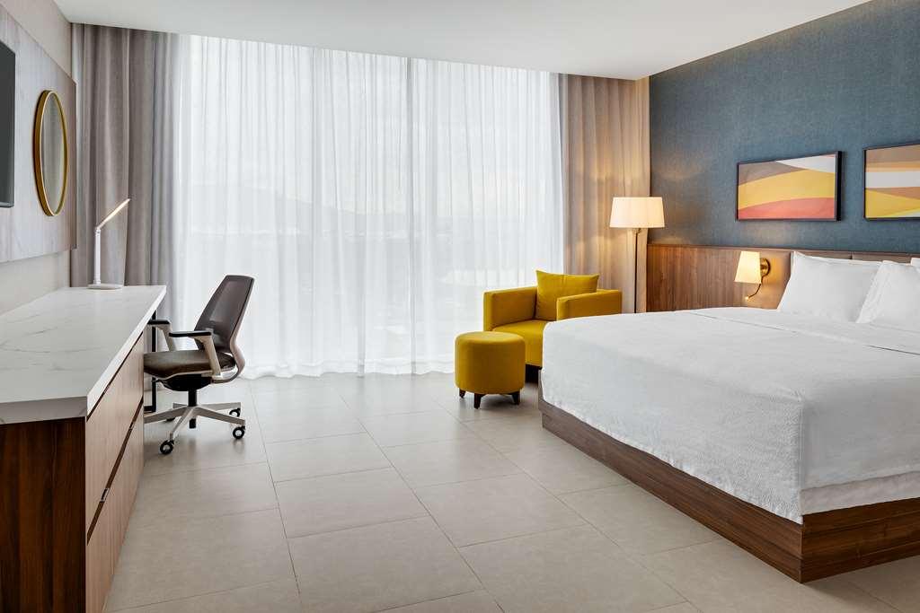 Hilton Garden Inn San Jose Airport City Mall Alajuela Room photo